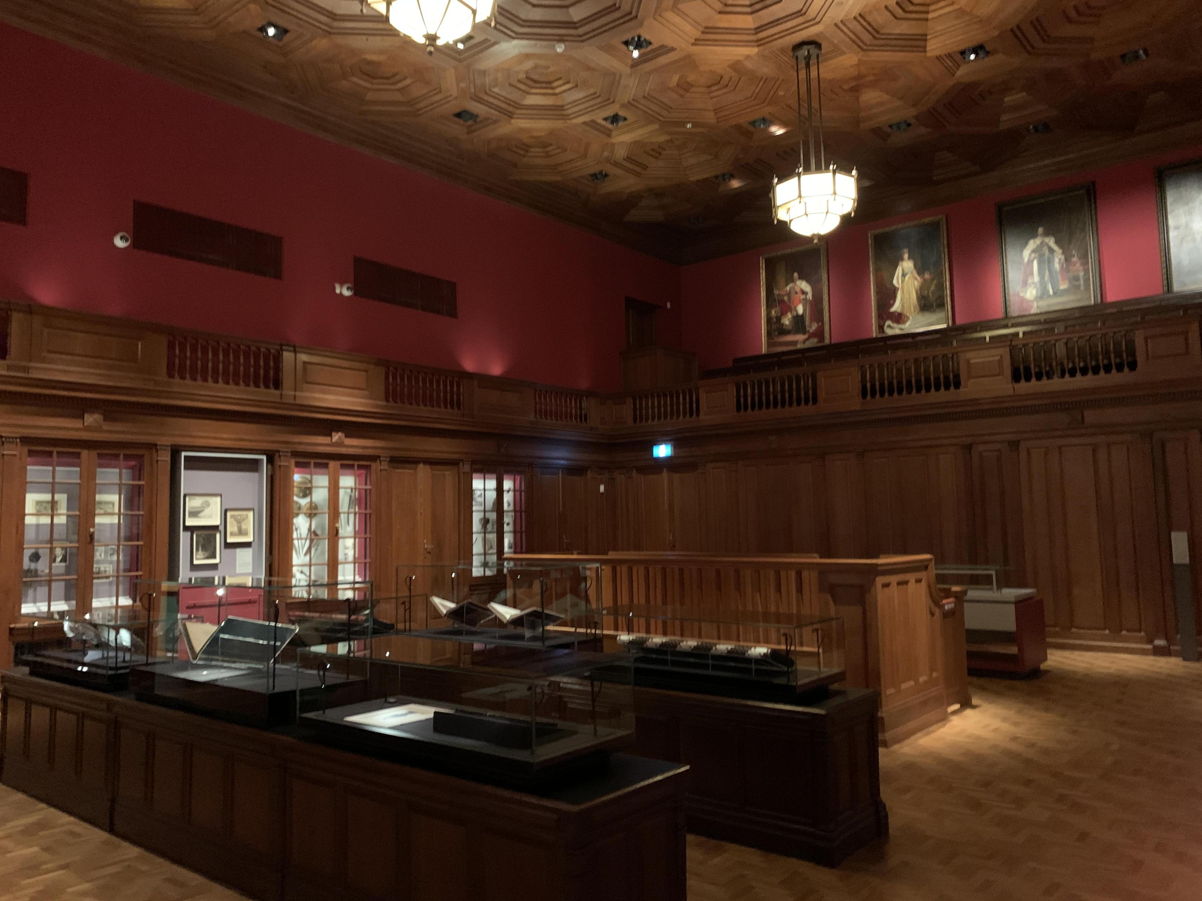 Gallery 1 - 权威与焦虑